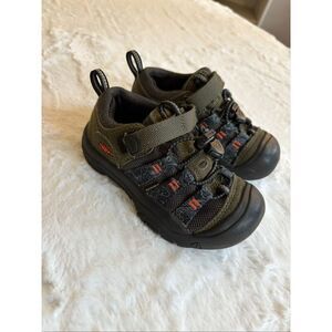 Keen toddler shoes size 10C